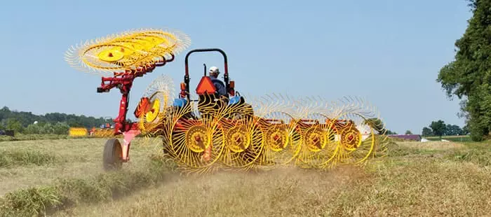 SINGLE-SIDE RAKING, “V” RAKING OR WINDROW TURNING